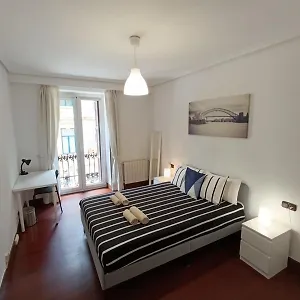 Casa Santa Barbara , San Sebastián España